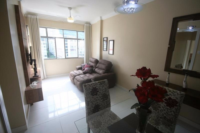 Imagem Apartamento com 2 Quartos para Temporada, 80 m² em Copacabana - Rio De Janeiro Imagem Apartamento com 2 Quartos para Temporada, 80 m² em Copacabana - Rio De Janeiro