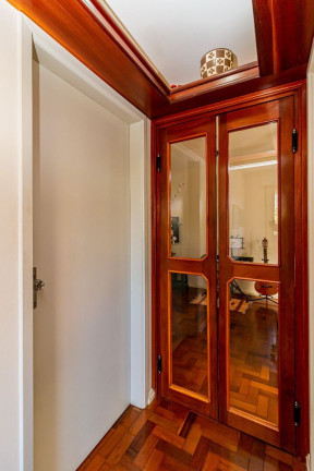 Imagem Apartamento com 2 Quartos à Venda, 84 m² em Menino Deus - Porto Alegre Imagem Apartamento com 2 Quartos à Venda, 84 m² em Menino Deus - Porto Alegre