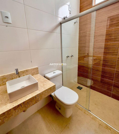 Imagem Casa com 2 Quartos à Venda, 118 m² Imagem Casa com 2 Quartos à Venda, 118 m²