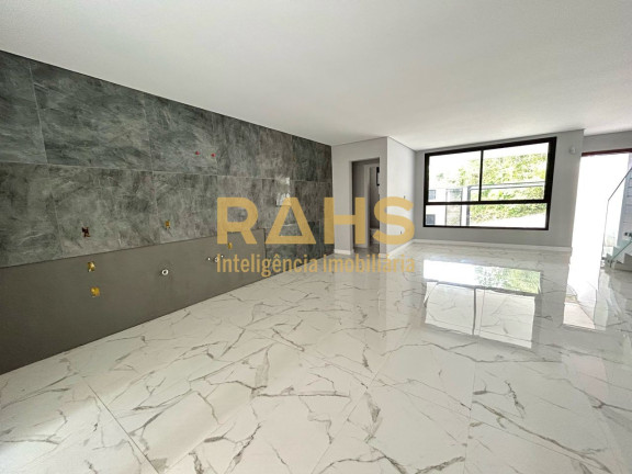 Imagem Casa com 3 Quartos à Venda, 160 m² em América - Joinville Imagem Casa com 3 Quartos à Venda, 160 m² em América - Joinville