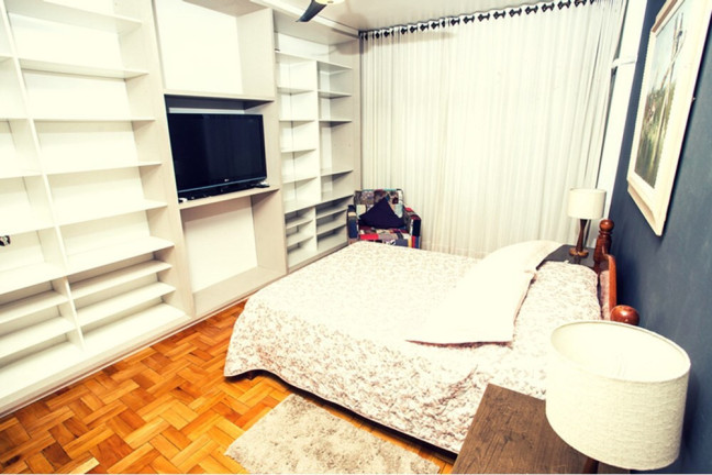 Imagem Apartamento com 3 Quartos à Venda, 117 m² em Bom Fim - Porto Alegre Imagem Apartamento com 3 Quartos à Venda, 117 m² em Bom Fim - Porto Alegre