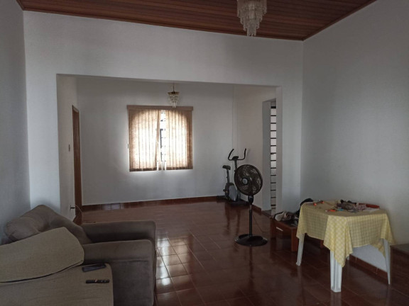 Imagem Casa com 3 Quartos à Venda, 311 m² em Jardim Cuiabá - Cuiabá Imagem Casa com 3 Quartos à Venda, 311 m² em Jardim Cuiabá - Cuiabá