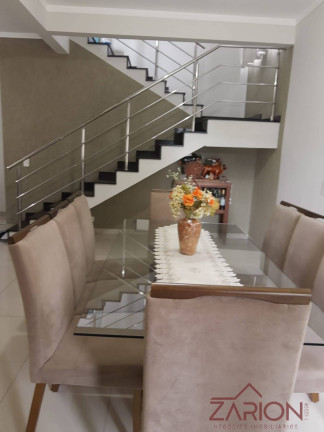 Imagem Casa com 4 Quartos à Venda, 230 m² em Piracangaguá - Taubaté Imagem Casa com 4 Quartos à Venda, 230 m² em Piracangaguá - Taubaté