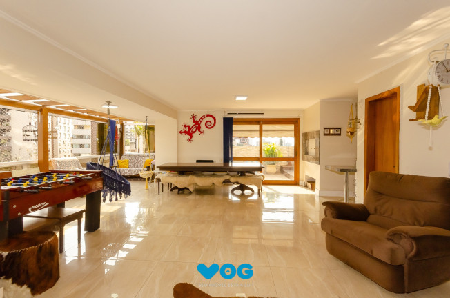 Imagem Imóvel com 3 Quartos à Venda, 296 m² em Petrópolis - Porto Alegre