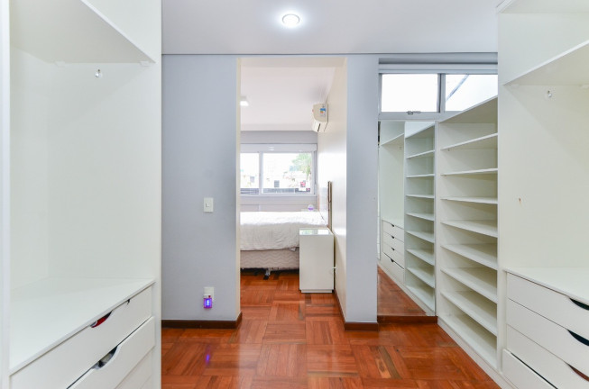 Imagem Casa com 4 Quartos à Venda, 311 m² em Planalto Paulista - São Paulo Imagem Casa com 4 Quartos à Venda, 311 m² em Planalto Paulista - São Paulo