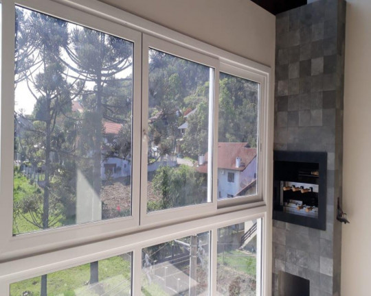 Imagem Imóvel com 3 Quartos à Venda, 217 m² em Pousada Da Neve - Nova Petrópolis Imagem Imóvel com 3 Quartos à Venda, 217 m² em Pousada Da Neve - Nova Petrópolis