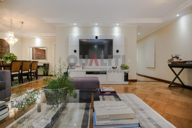 Imagem Apartamento com 4 Quartos à Venda, 195 m² em Moema - São Paulo Imagem Apartamento com 4 Quartos à Venda, 195 m² em Moema - São Paulo