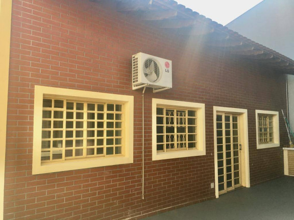 Imagem Casa com 3 Quartos à Venda, em Bauru Imagem Casa com 3 Quartos à Venda, em Bauru