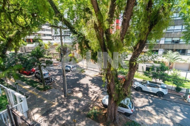 Imagem Apartamento com 3 Quartos à Venda, 112 m² em Petrópolis - Porto Alegre Imagem Apartamento com 3 Quartos à Venda, 112 m² em Petrópolis - Porto Alegre