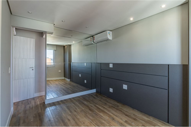 Imagem Imóvel com 2 Quartos à Venda, 141 m² em Moema - São Paulo Imagem Imóvel com 2 Quartos à Venda, 141 m² em Moema - São Paulo