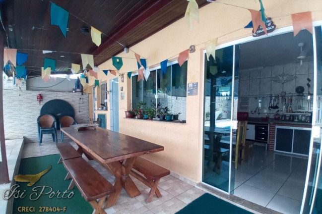 Imagem Casa com 3 Quartos à Venda, 680 m² em 34 - Peruíbe 