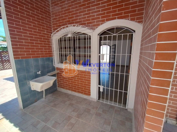 Imagem Casa com 3 Quartos à Venda, 259 m² em Plataforma - Mongaguá Imagem Casa com 3 Quartos à Venda, 259 m² em Plataforma - Mongaguá