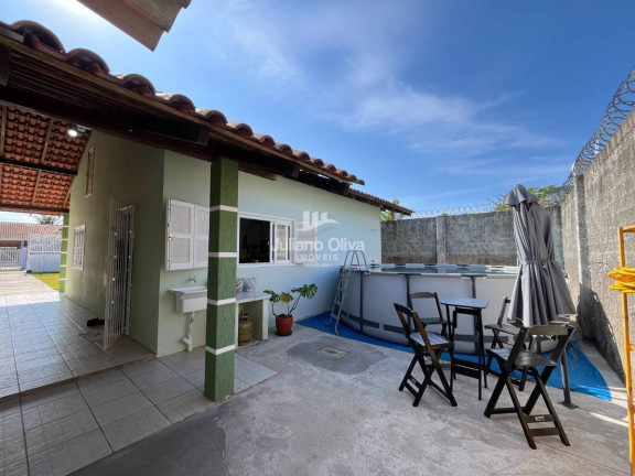 Imagem Casa com 2 Quartos à Venda, 107 m² em Barra Do Sai - Itapoá