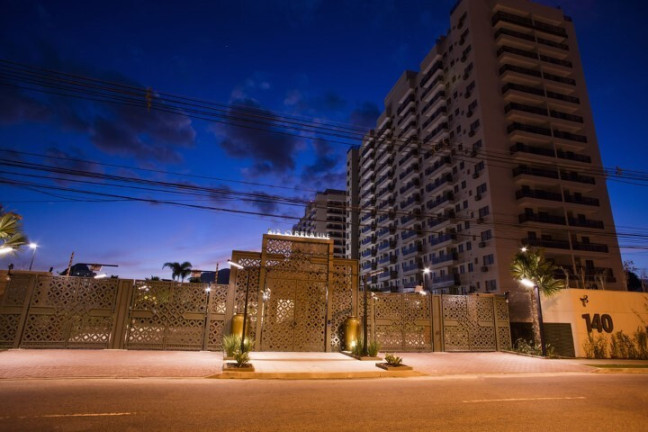 Apartamento com 3 Quartos à Venda, 77 m²