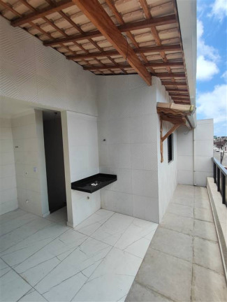 Sobrado com 4 Quartos à Venda, 89 m² em Mirim - Praia Grande