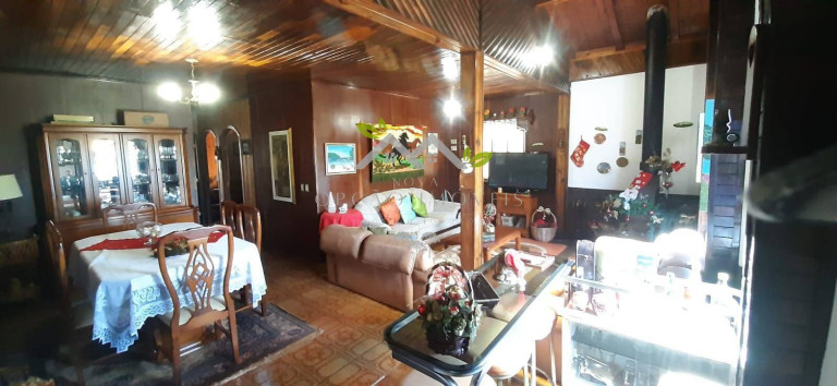 Imagem Casa com 4 Quartos à Venda, 310 m² em Passos Da Mantiqueira - Campos Do Jordão Imagem Casa com 4 Quartos à Venda, 310 m² em Passos Da Mantiqueira - Campos Do Jordão
