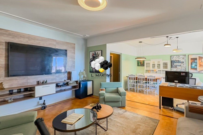 Imagem Apartamento com 4 Quartos à Venda, 190 m² em Rio Branco - Porto Alegre