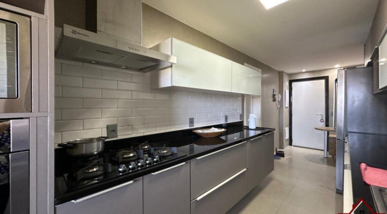 Imagem Apartamento com 4 Quartos à Venda, 145 m² em Jacarepagua - Rio De Janeiro Imagem Apartamento com 4 Quartos à Venda, 145 m² em Jacarepagua - Rio De Janeiro