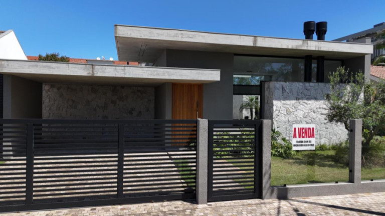 Imagem Casa com 4 Quartos à Venda, 324 m² em Atlantida - Capao Da Canoa Imagem Casa com 4 Quartos à Venda, 324 m² em Atlantida - Capao Da Canoa