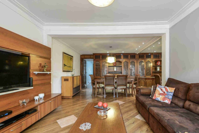 Casa com 3 Quartos à Venda, 246 m² em Vila Mariana - São Paulo