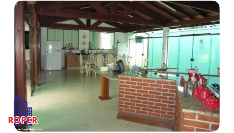 Casa com 7 Quartos à Venda, 500 m² em São Lourenço - Bertioga