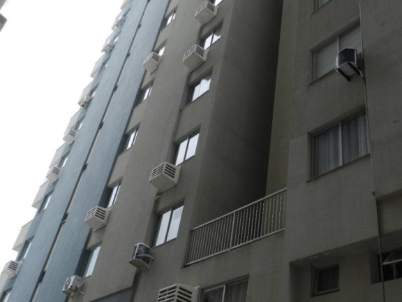 Imagem Imóvel com 3 Quartos à Venda, 200 m² em Centro - Balneário Camboriú Imagem Imóvel com 3 Quartos à Venda, 200 m² em Centro - Balneário Camboriú