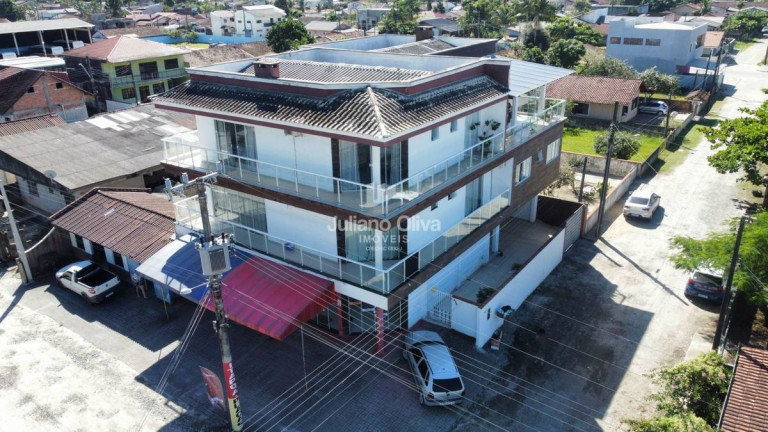 Apartamento à Venda, 680 m² em Samambaial - Itapoá