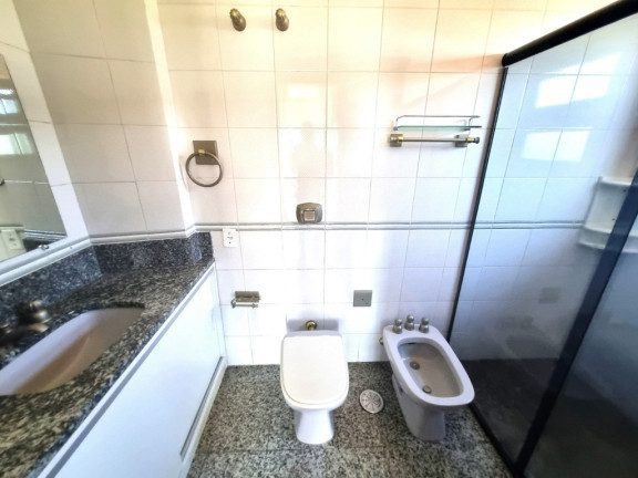 Imagem Apartamento com 3 Quartos à Venda, 175 m² em Auxiliadora - Porto Alegre Imagem Apartamento com 3 Quartos à Venda, 175 m² em Auxiliadora - Porto Alegre