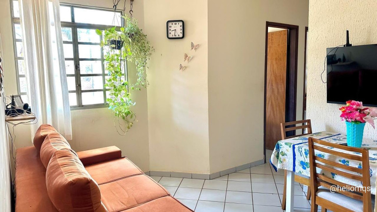 Imagem Apartamento com 3 Quartos à Venda, 53 m² em Vila Miguel Couto - Campo Grande