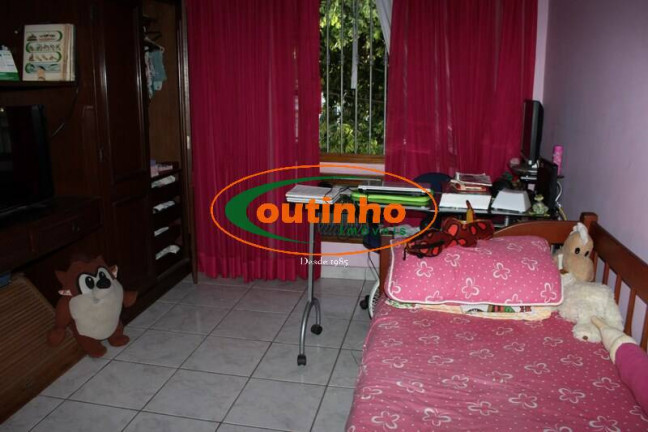 Imagem Casa com 3 Quartos à Venda, 380 m² em Maracanã - Rio De Janeiro Imagem Casa com 3 Quartos à Venda, 380 m² em Maracanã - Rio De Janeiro