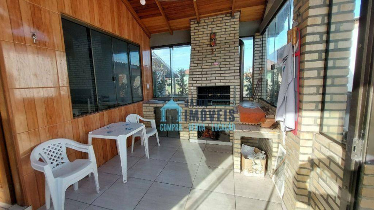 Imagem Casa com 3 Quartos à Venda, 360 m² em Centro - Balneário Pinhal Imagem Casa com 3 Quartos à Venda, 360 m² em Centro - Balneário Pinhal
