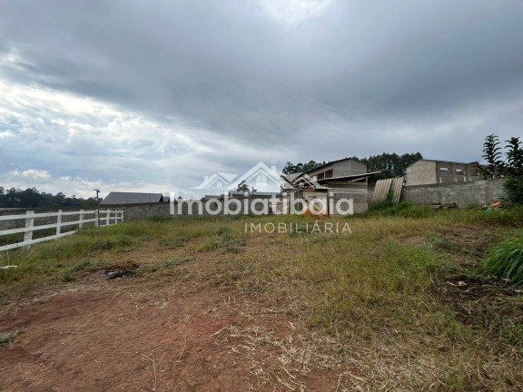 Imagem Chácara com 1 Quarto à Venda, 2.373 m² em Pinhal - Piracaia Imagem Chácara com 1 Quarto à Venda, 2.373 m² em Pinhal - Piracaia