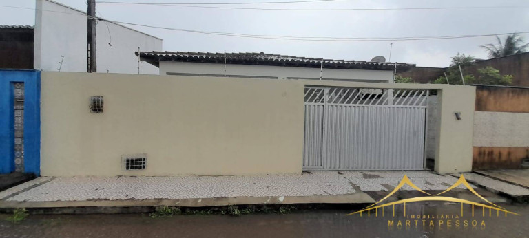 Casa com 2 Quartos para Alugar, 55 m² em Emaus - Parnamirim