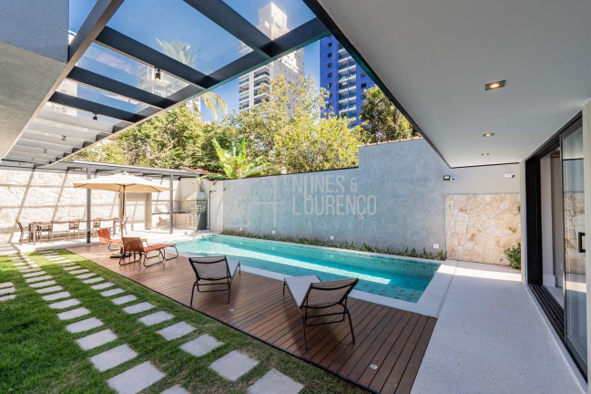 Imagem Casa com 4 Quartos à Venda, 350 m² em Embaré - Santos Imagem Casa com 4 Quartos à Venda, 350 m² em Embaré - Santos