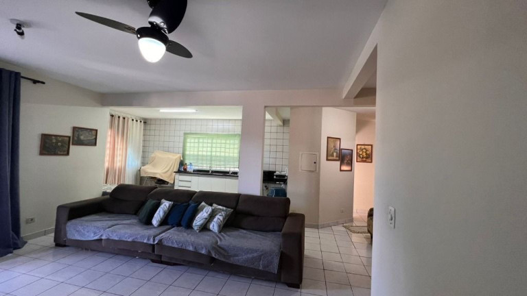 Imagem Sobrado com 3 Quartos à Venda, 316 m² em Setor Jaó - Goiânia Imagem Sobrado com 3 Quartos à Venda, 316 m² em Setor Jaó - Goiânia