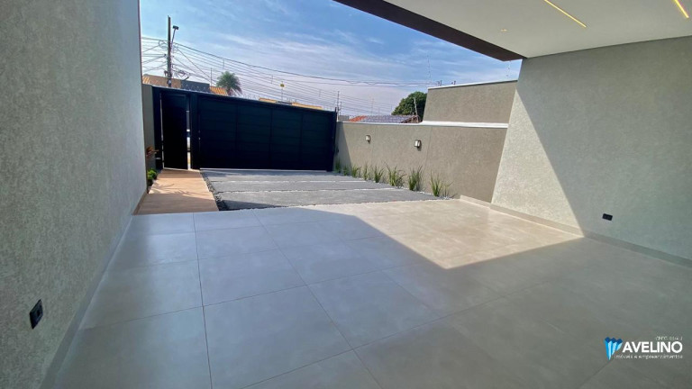 Imagem Casa com 3 Quartos à Venda, 182 m² em Parque Residencial Rita Vieira - Campo Grande