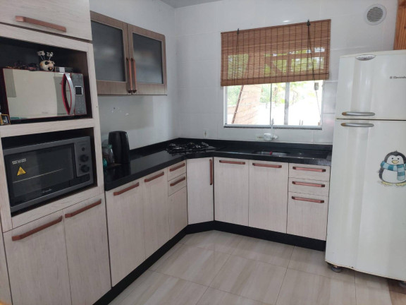 Imagem Sobrado com 2 Quartos à Venda, em Areias - Tijucas Imagem Sobrado com 2 Quartos à Venda, em Areias - Tijucas