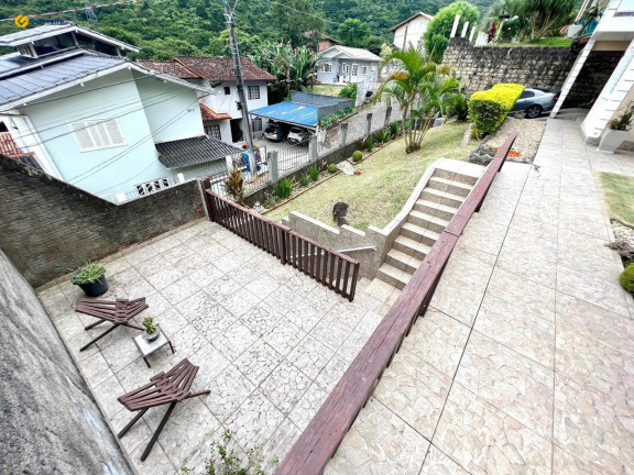 Imagem Casa com 3 Quartos à Venda, 395 m² em Monte Verde - Florianópolis Imagem Casa com 3 Quartos à Venda, 395 m² em Monte Verde - Florianópolis