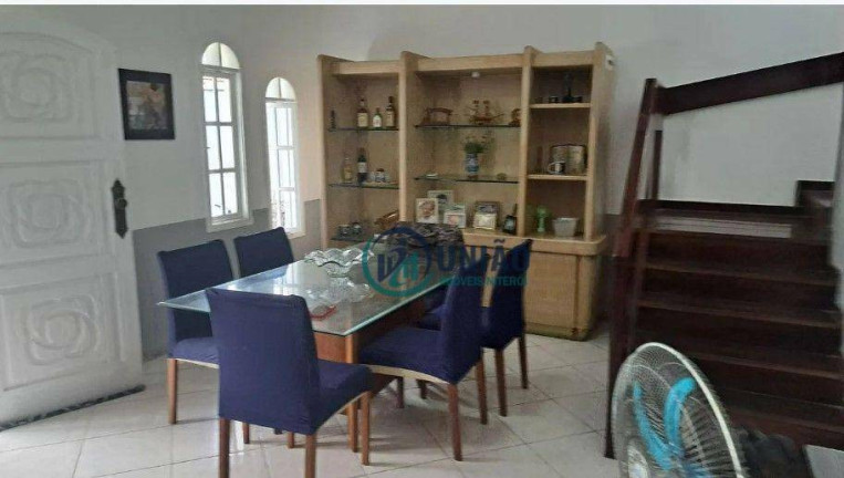 Imagem Casa com 3 Quartos à Venda, 315 m² em Piratininga - Niterói Imagem Casa com 3 Quartos à Venda, 315 m² em Piratininga - Niterói