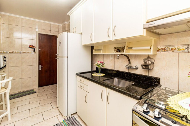 Imagem Apartamento com 2 Quartos à Venda, 103 m² em Centro Histórico - Porto Alegre Imagem Apartamento com 2 Quartos à Venda, 103 m² em Centro Histórico - Porto Alegre