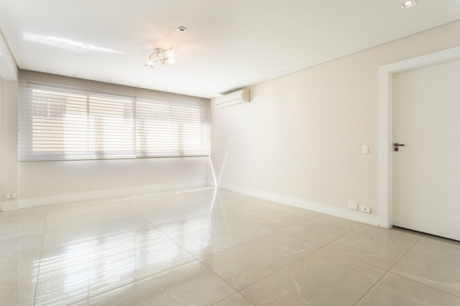 Imagem Apartamento com 2 Quartos à Venda, 138 m² em Itaim Bibi - São Paulo