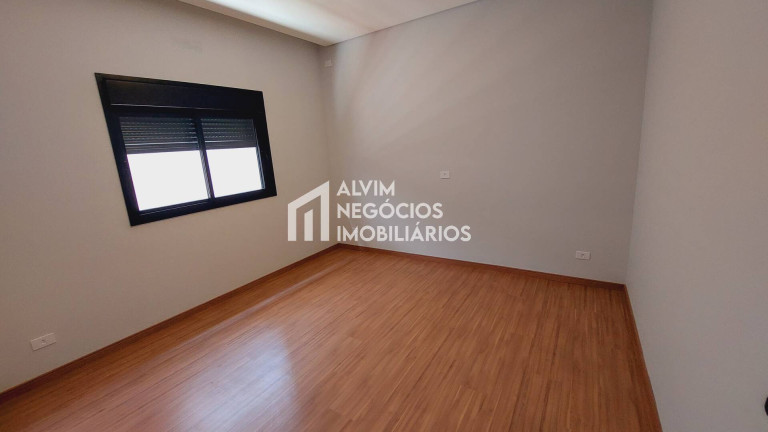 Imagem Casa com 3 Quartos à Venda, 142 m² em Condomínio Residencial Floresta - São José Dos Campos Imagem Casa com 3 Quartos à Venda, 142 m² em Condomínio Residencial Floresta - São José Dos Campos