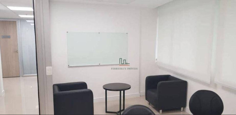 Imagem Sala Comercial à Venda ou Locação, 320 m² em Centro - Niterói Imagem Sala Comercial à Venda ou Locação, 320 m² em Centro - Niterói