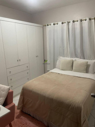 Imagem Casa com 3 Quartos à Venda, 222 m²
