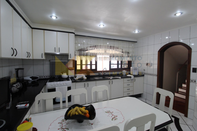 Imagem Casa com 3 Quartos à Venda, 650 m² em Valparaíso - Blumenau
