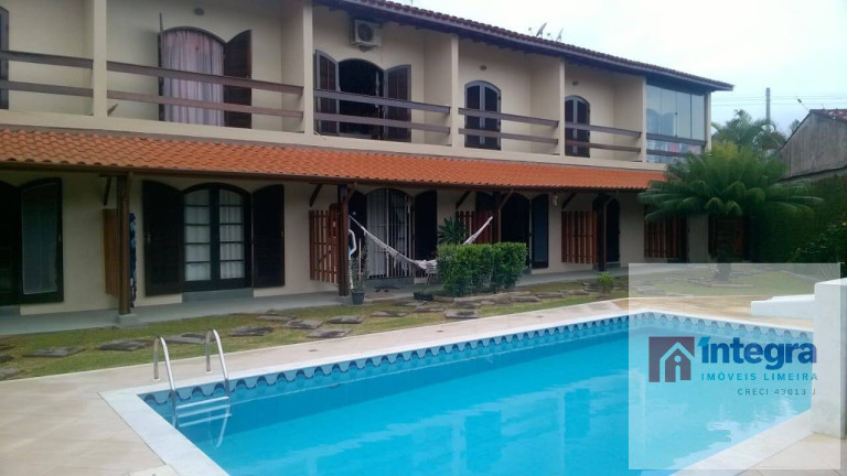 Imagem Casa com 2 Quartos à Venda, 114 m² em Jardim Casa Branca - Caraguatatuba Imagem Casa com 2 Quartos à Venda, 114 m² em Jardim Casa Branca - Caraguatatuba
