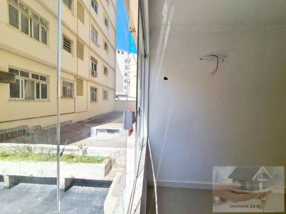 Imagem Apartamento com 2 Quartos à Venda, 70 m² em Laranjeiras - Rio De Janeiro Imagem Apartamento com 2 Quartos à Venda, 70 m² em Laranjeiras - Rio De Janeiro
