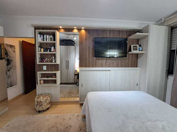 Imagem Imóvel com 3 Quartos à Venda, em Sarandi - Porto Alegre Imagem Imóvel com 3 Quartos à Venda, em Sarandi - Porto Alegre