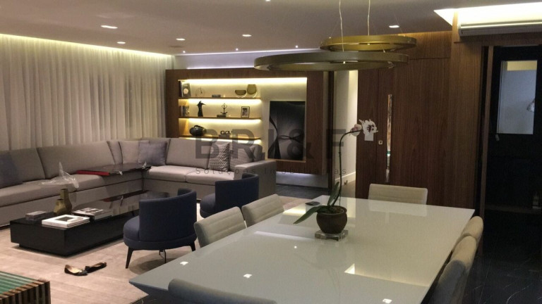 Apartamento com 3 Quartos à Venda, 165 m² em Brooklin - São Paulo