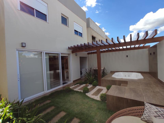 Imagem Imóvel com 
            	4             Quartos à Venda, 191 m² em 
            	Jardim Atlantico             - 
            	Goiania            